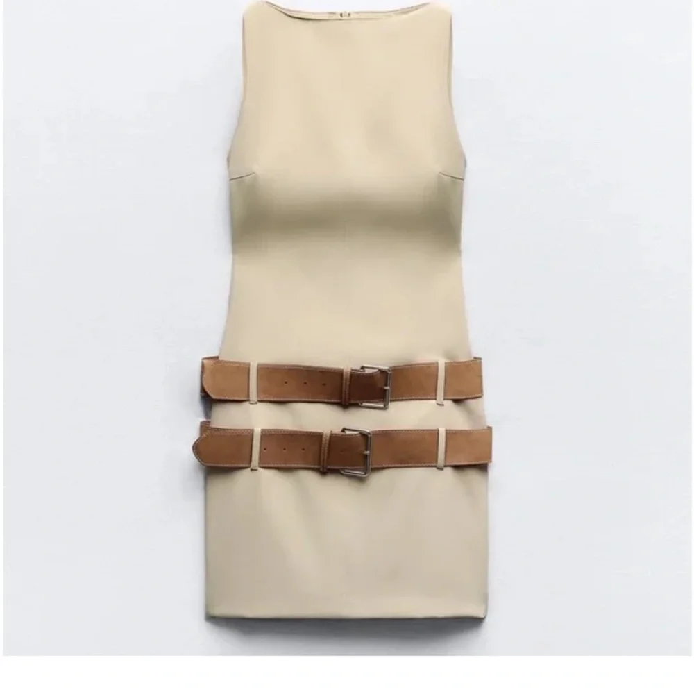 NWT Blogger Favorite Zara double belted fitted dress - Picture 3 of 6